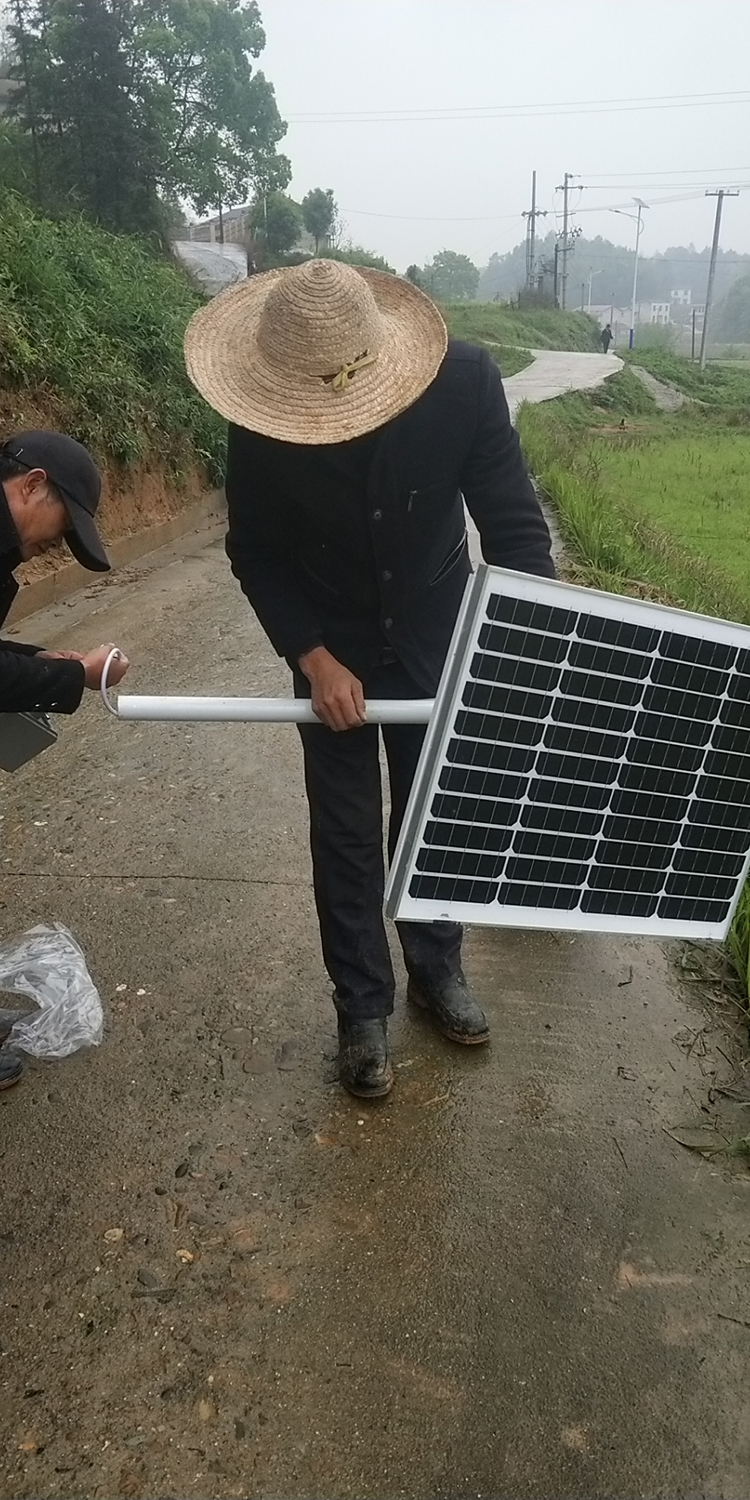 太陽能路燈_湖南太陽能路燈_農(nóng)村太陽能路燈