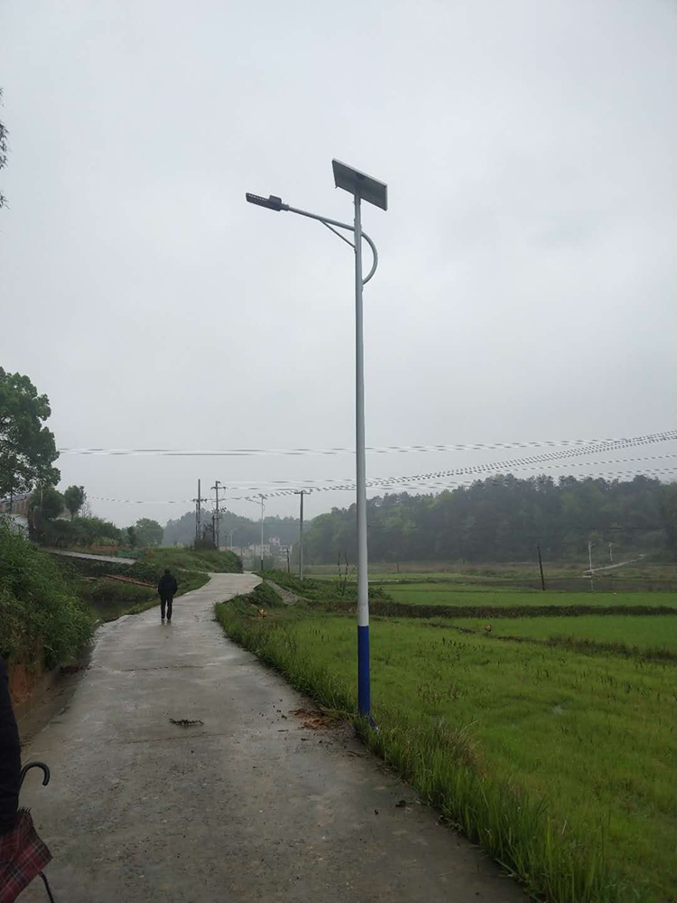 太陽能路燈_湖南太陽能路燈_農(nóng)村太陽能路燈