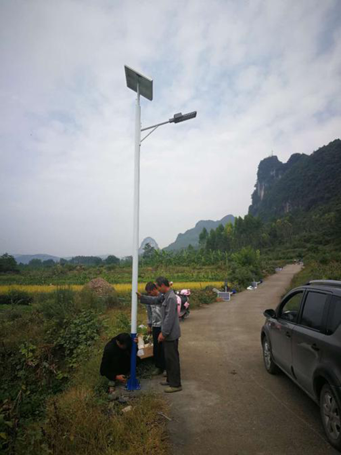 廣西太陽能路燈_廣西太陽能led路燈_南德太陽能路燈