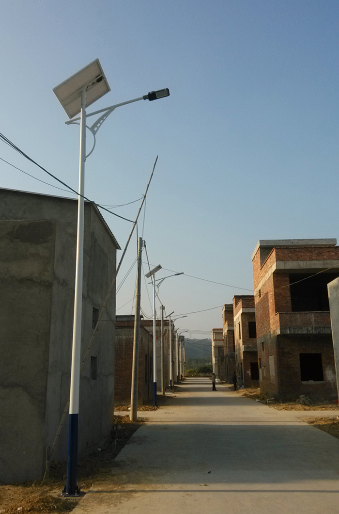 農村太陽能路燈_太陽能led路燈_太陽能路燈價格及圖片